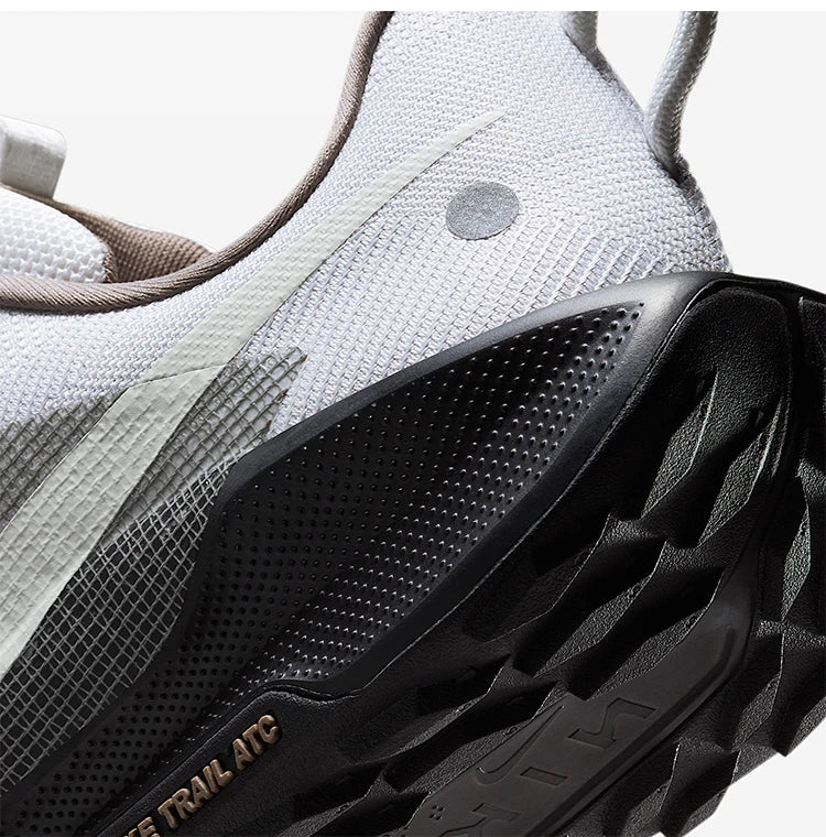 Nike Genuine Pegasus Trail 5 Scarpe da running da uomo in mesh con ammortizzazione IB7667-001