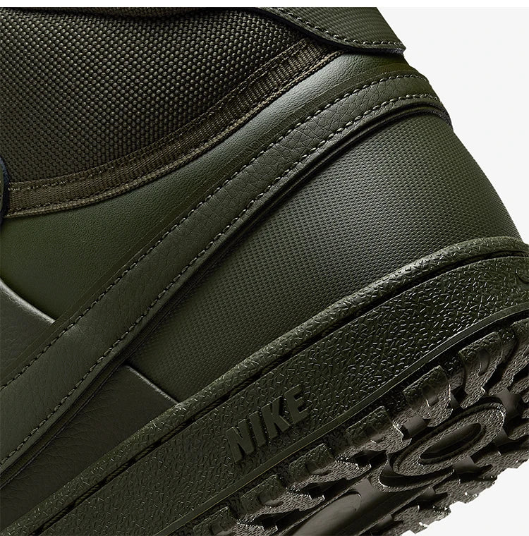 Nike Original-Herren-Sneaker für den Herbst, mittelhoch, alltagstauglich und strapazierfähig, Freizeitschuhe DR7882-300