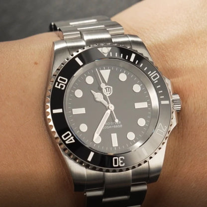Watchdives WD1680Q V2 Green Dial Quartz Watches VH31 Sweep Second Movement Sapphire 200M Waterproof Stainless steel WristWatch