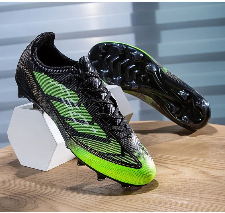 Nouvelles chaussures de football pour hommes, chaussures de sport antidérapantes pour terrain en gazon, baskets professionnelles, chaussures d'entraînement pour activités sportives en extérieur, chaussures de match, modè