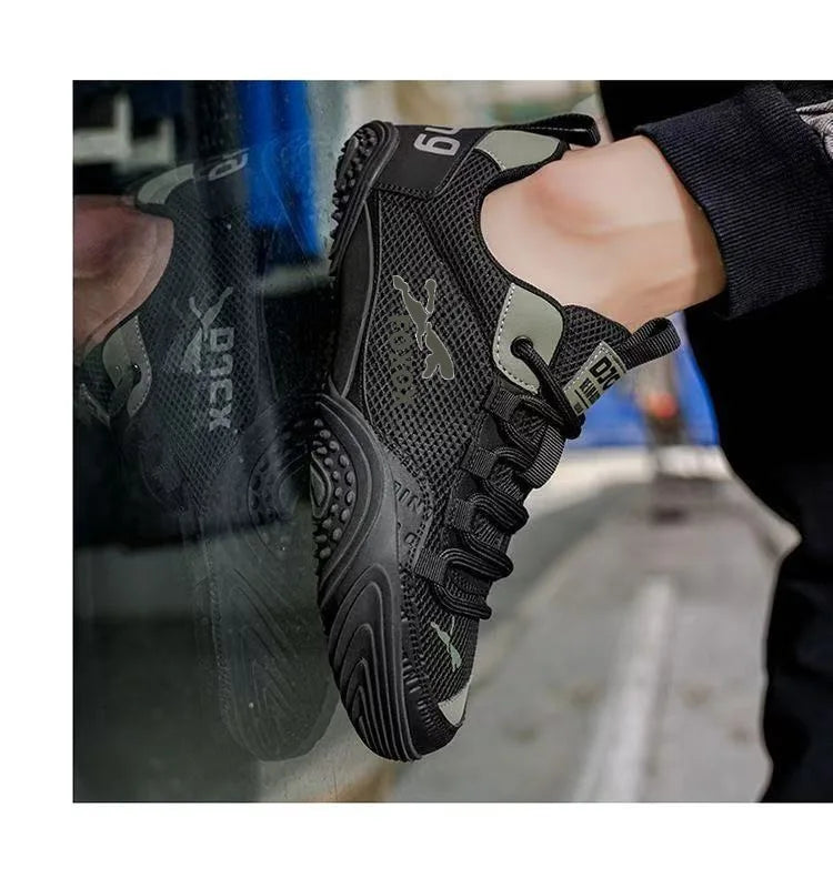 Zapatillas de running para hombre transpirables con parte superior de malla ligera, suela suave y cómoda, calzado deportivo casual de verano a la moda