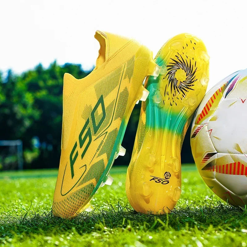Nouvelles chaussures de football pour hommes, crampons mi-montants de haute qualité, légères, antidérapantes, pour l'extérieur et l'entraînement sur gazon, modèle très vendu