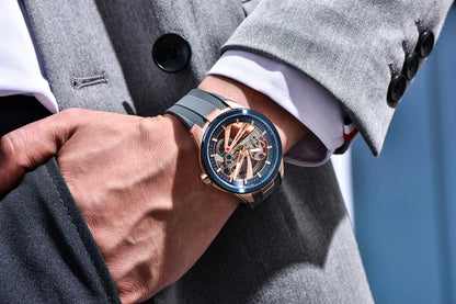 Montre pour homme PAGANI DESIGN – Modèle mécanique automatique de luxe, type « squelette » (à cœur ouvert), doté d’un tourbillon, verre saphir avec traitement antireflet, étanche et luminescent.