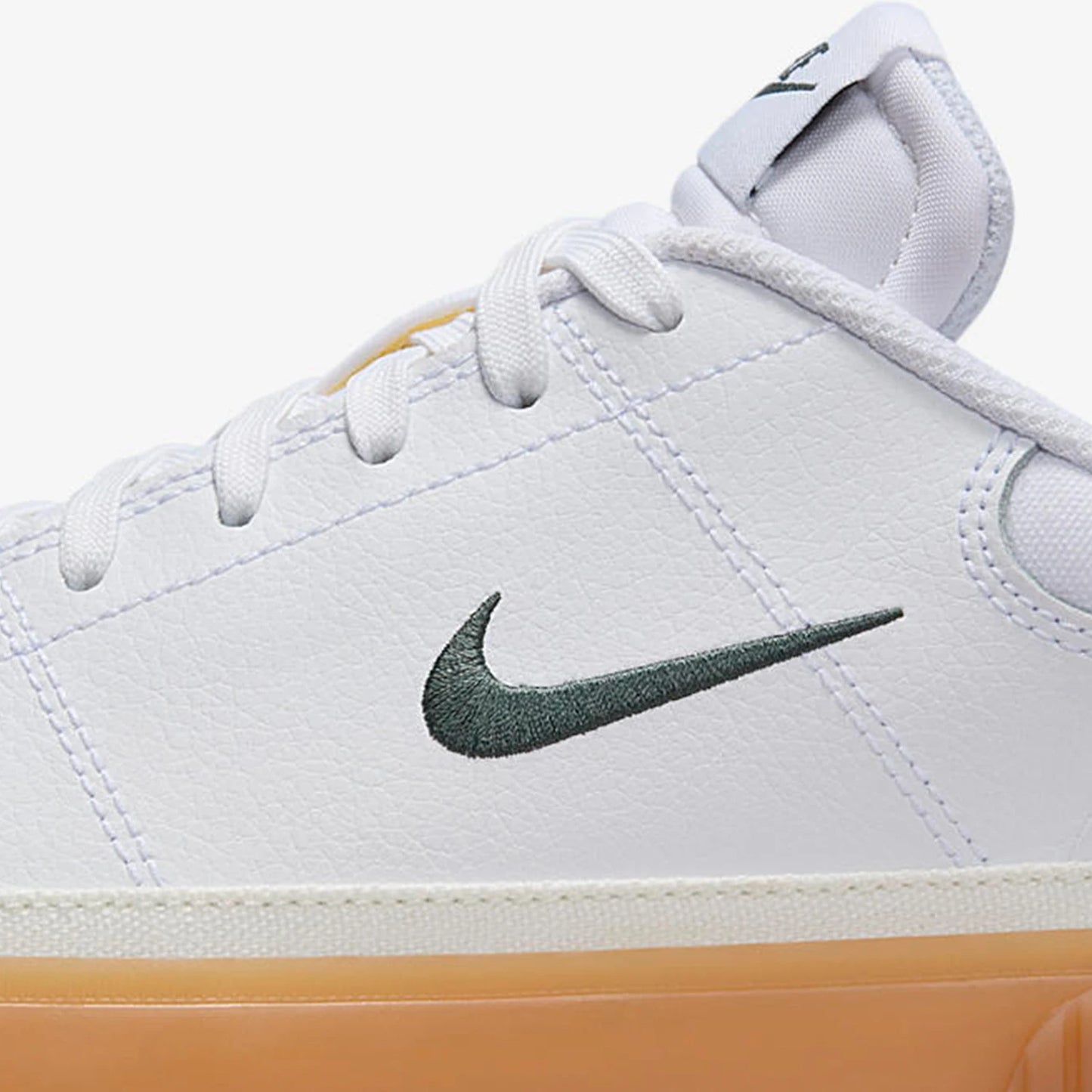 Nike Official Court Legacy Women's Lightweight Sneakers FV5526-100