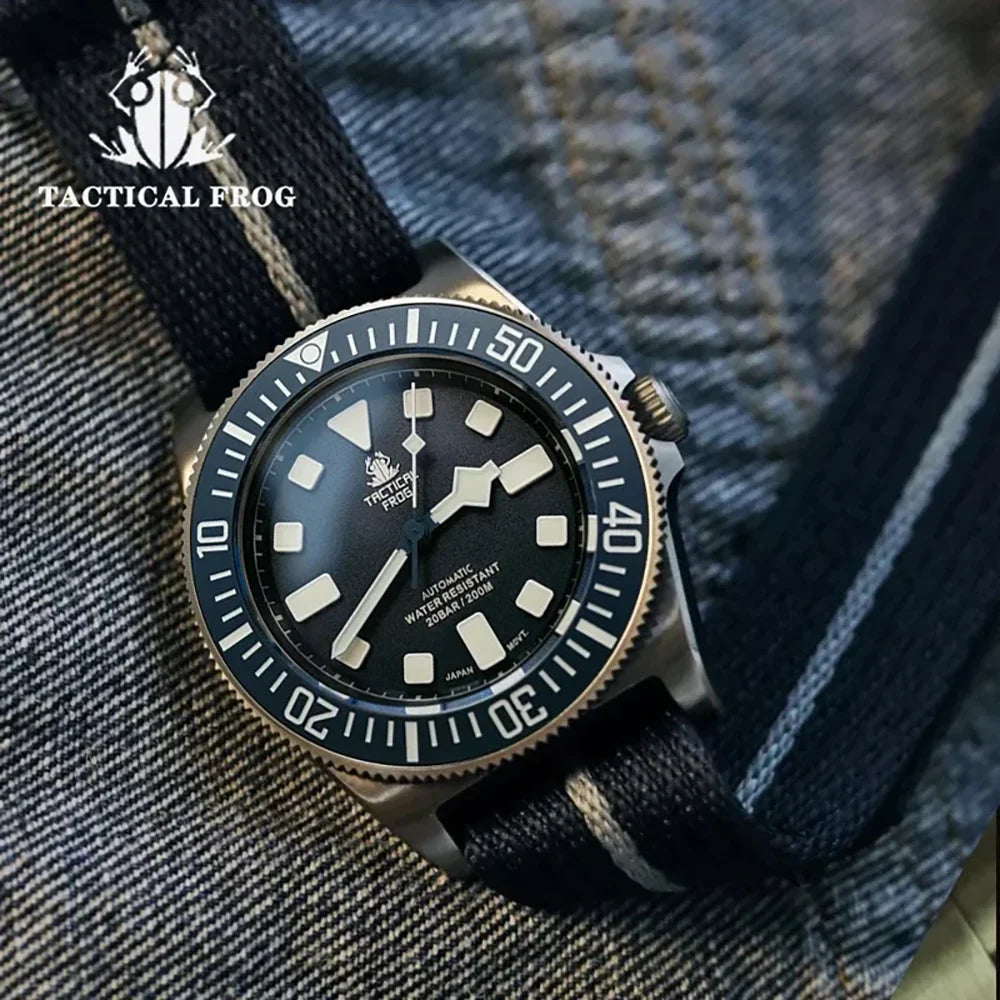 Tactical Frog FXD V4 Mechanische Uhr NH35 Automatikwerk Titan-Herrenuhr 200m wasserdicht Saphirglas Leuchtzeiger 42mm Uhr