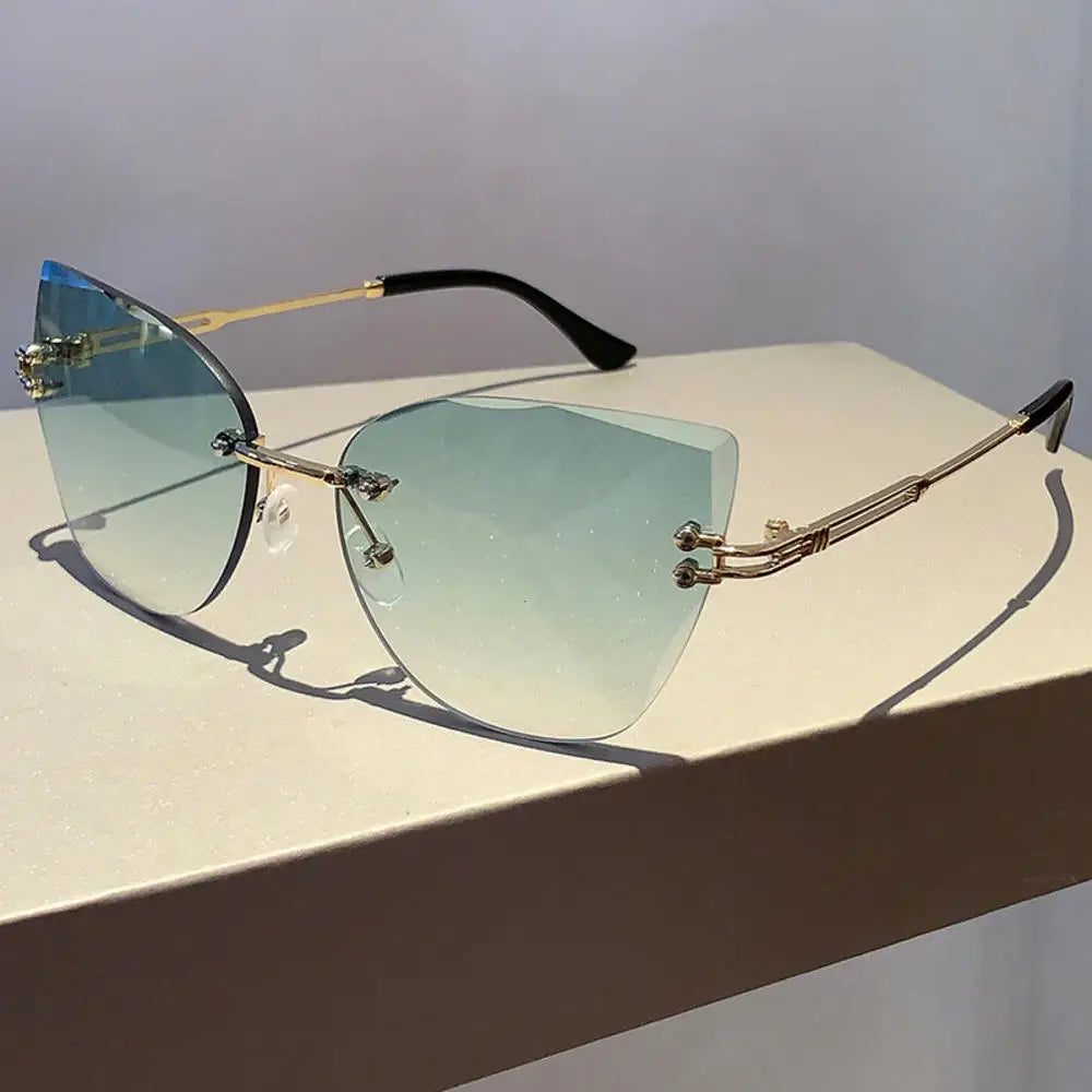 KLASSNUM Vintage solbriller uden stel til kvinder og mænd, Cat Eye-model med gradientglas, UV400-beskyttelse, solbriller til fest og jul