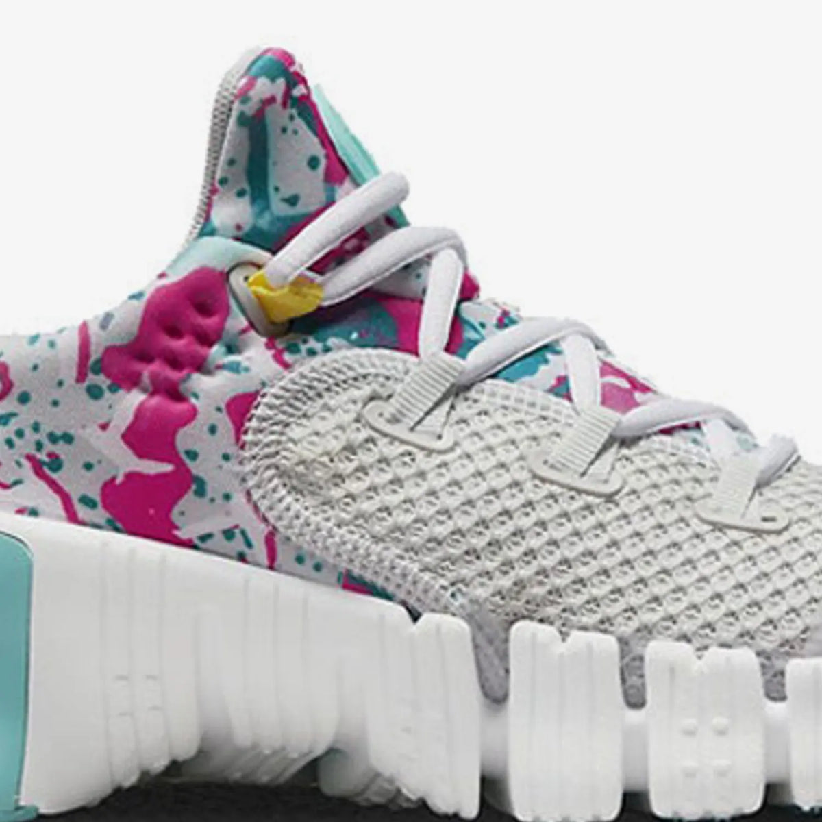 Originálne dámske pohodlné bežecké topánky Nike Free Metcon 4 DQ0304-001