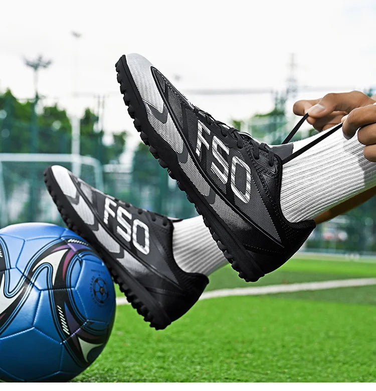 Nouvelles Chaussures de Football de Qualité pour Hommes Antidérapantes, Crampons de Football Ultralégers TF/FG pour Garçons