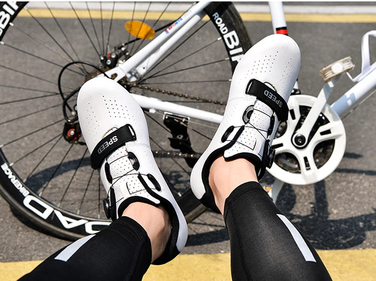 New Unisex Pedal Cycling Shoes, Flat Shoes Suitable for Mountain Sports, Pedal Self-Locking Cycling Shoes, Breathable Cycling Shoes