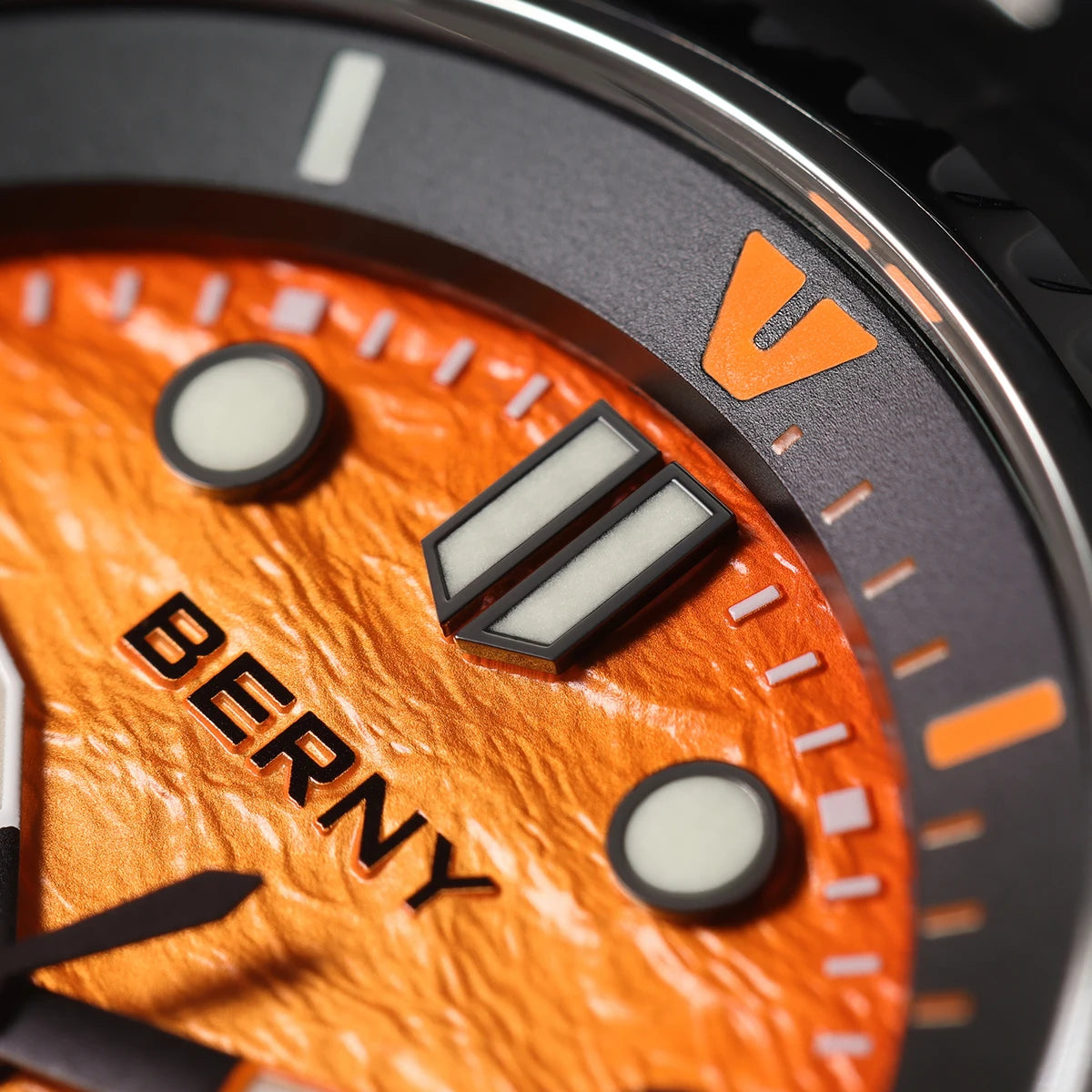 BERNY Diver Automatic Watches Men's Luxury Sapphire 316L Stainless Steel Mechanical Watch 42MM 200M Waterproof Diving Men's Watch