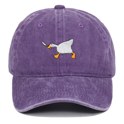 Embroidered baseball cap with goose pattern for men and women, casual and fashionable city style duckbill cap