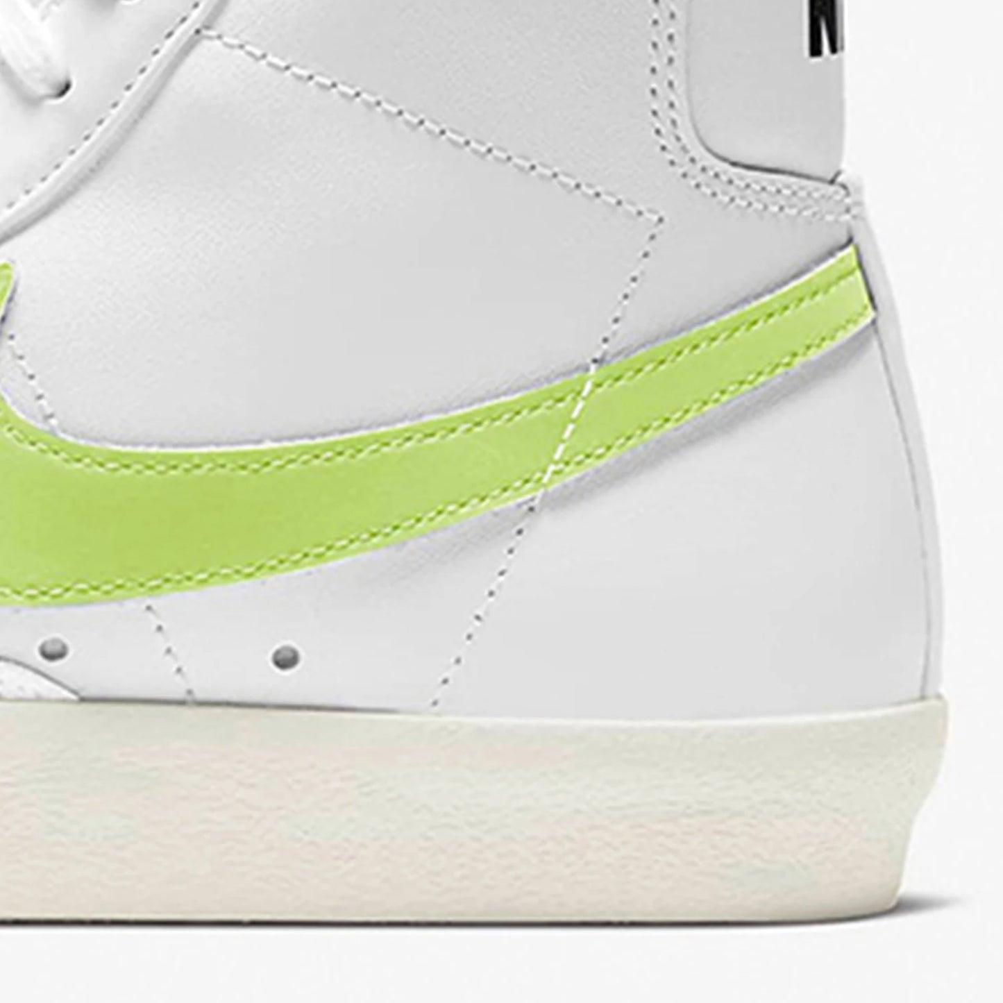 Sneakers casual antiscivolo da donna Nike Authentic Blazer Mid-Top Wrapping CZ1055-108