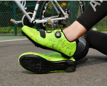Zapatillas de ciclismo nuevas para hombre con cierre automático para carretera, montaña y exterior; zapatillas deportivas de ciclismo para mujer para spinning indoor