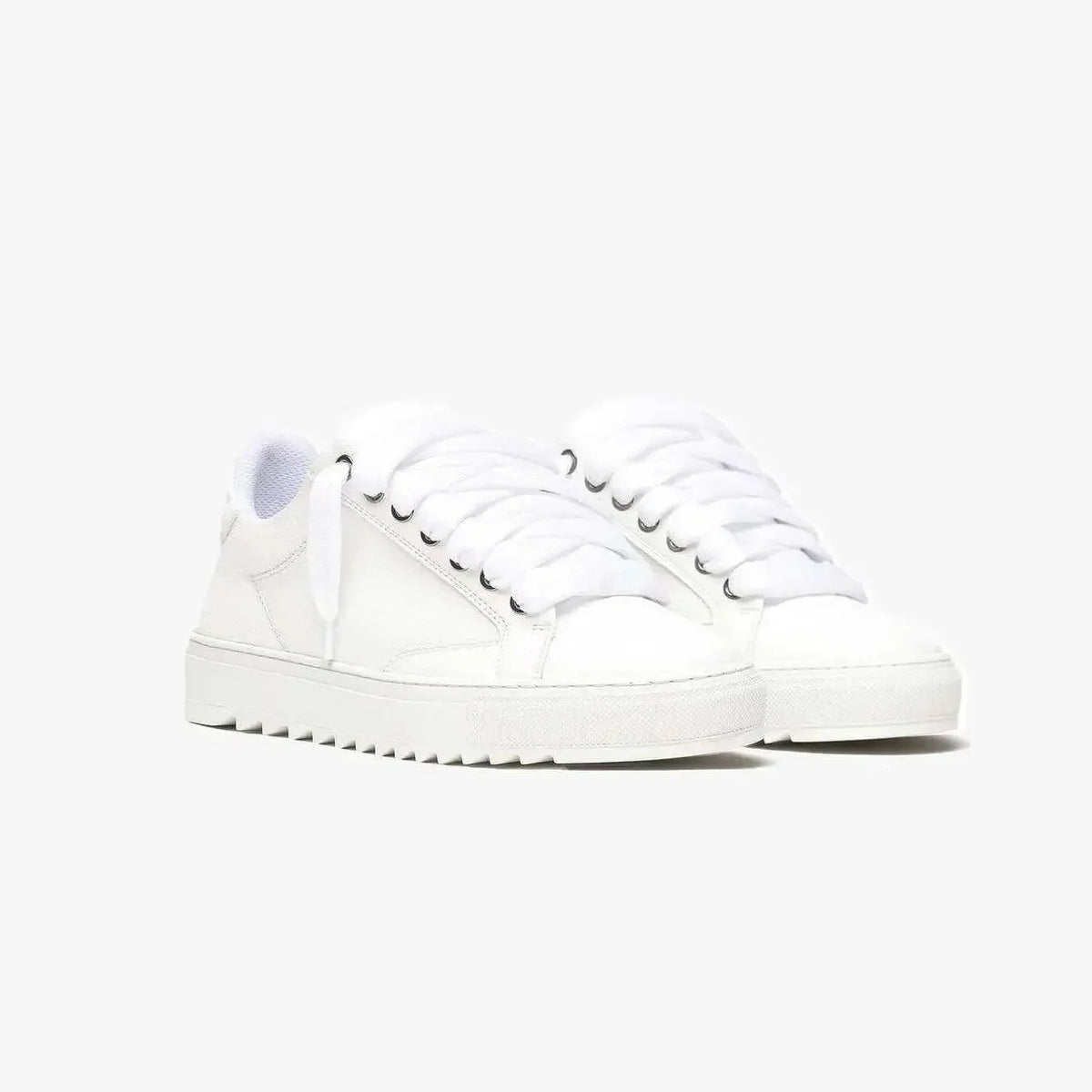 Baskets en toile peinte de style britannique, marque de luxe, pour hommes et femmes, motif à pois, chaussures de sport tendance pour tous les jours.
