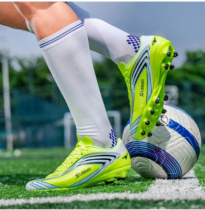 Nouvelles chaussures de football pour hommes, crampons de terrain antidérapants, chaussures de football pour l'entraînement, baskets de haute qualité, futsal, intérieur, vente chaude, extérieur