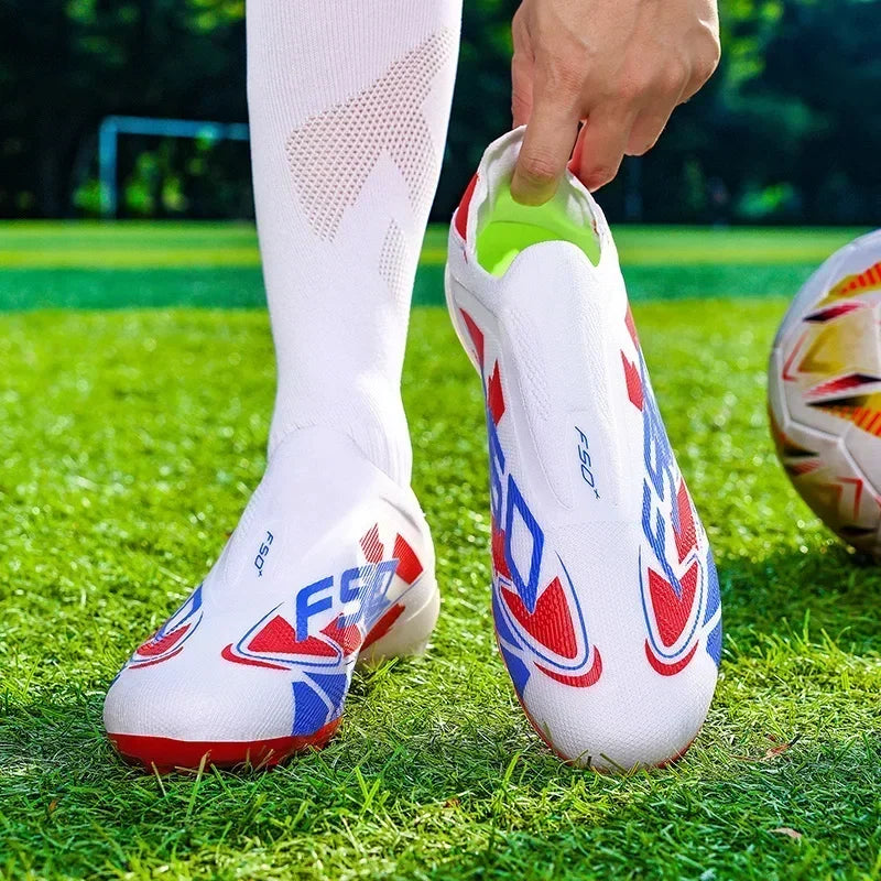Nouvelles chaussures de football pour hommes, de haute qualité, très vendues, antidérapantes, mi-hautes, légères, pour l'extérieur, crampons de match, pour l'entraînement sur gazon.