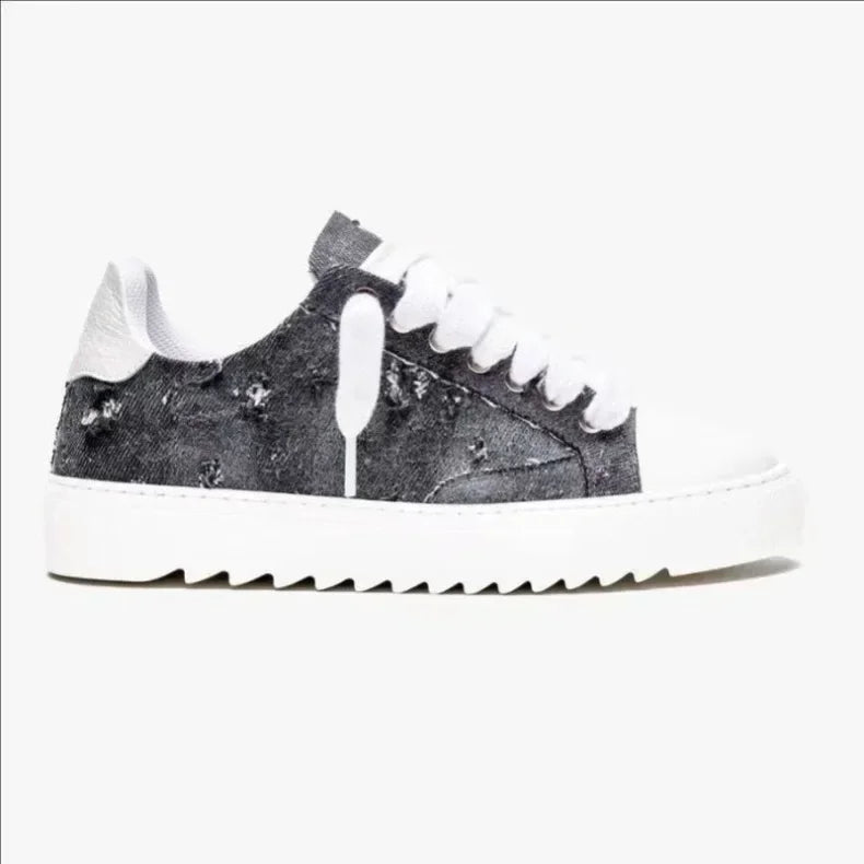 Baskets en toile peinte de style britannique, marque de luxe, pour hommes et femmes, motif à pois, chaussures de sport tendance pour tous les jours.