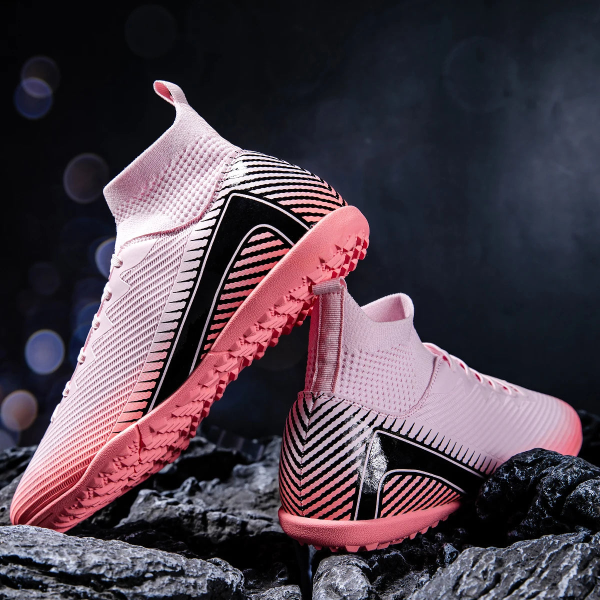 Męskie buty piłkarskie meczowe TF z łamaną podeszwą, outdoorowe buty sportowe zapewniające wyjątkowo mocną przyczepność