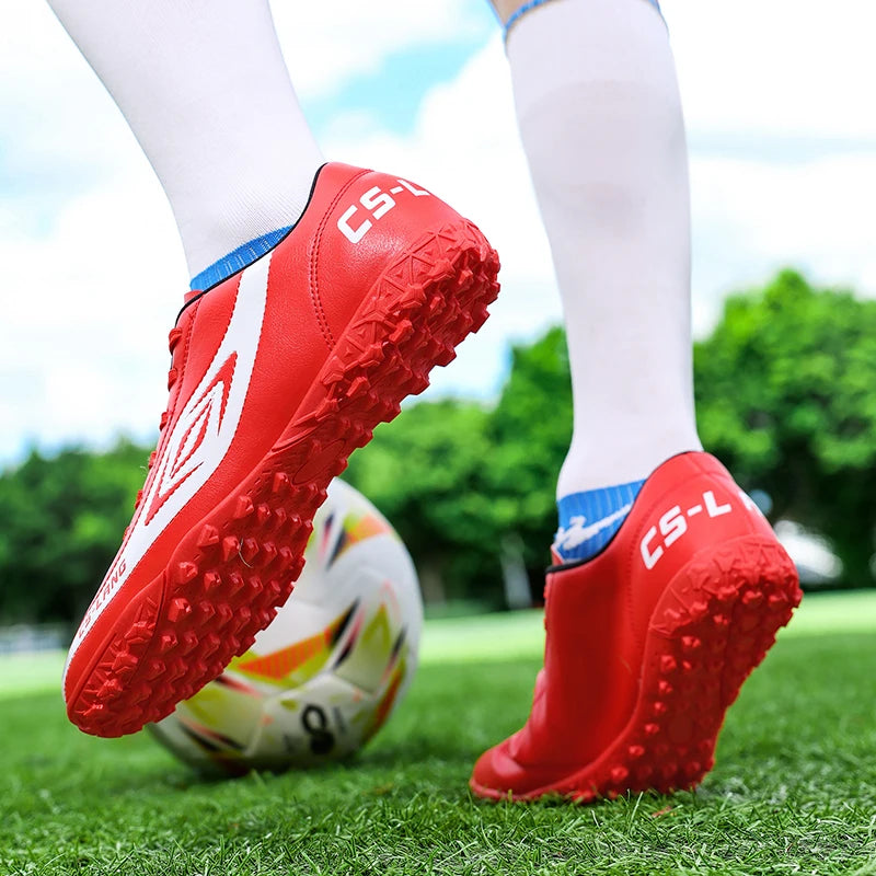 New Men’s Football Boots Grass Cleats Soccer Shoes Match Adult Indoor Ultralight Non-Slip Boys Futsal Sport Turf Comfortable