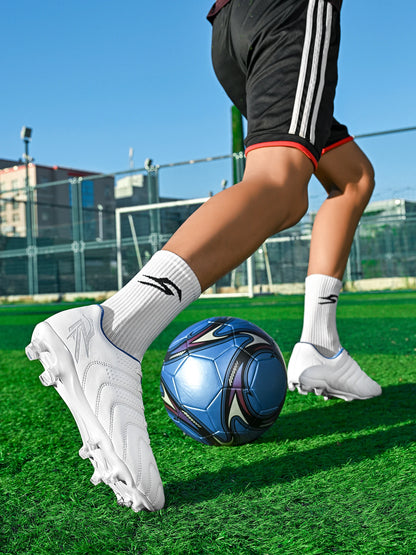 Chaussures de football professionnelles AG/FG, semelle extérieure en TPU antichoc, tige respirante en tissu PU, résistantes à l'usure et antidérapantes pour adultes et enfants
