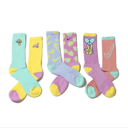 Nike 3-Pack Men's and Women's Thick-Pile Terry-Sole Sports Socks: Non-Slip, Comfortable, and Breathable SK0118-010