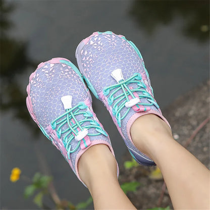 New 12 Colors Water Shoes Kids Summer Beach Five Fingers Barefoot Swimming Aqua Shoes Quick Dry Seaside River Children Sneakers