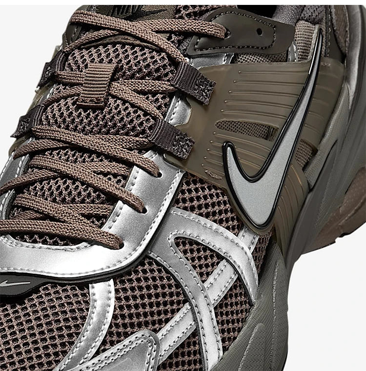 Nike genuine V2K Run men's lightweight retro casual sports shoes HQ1678-200