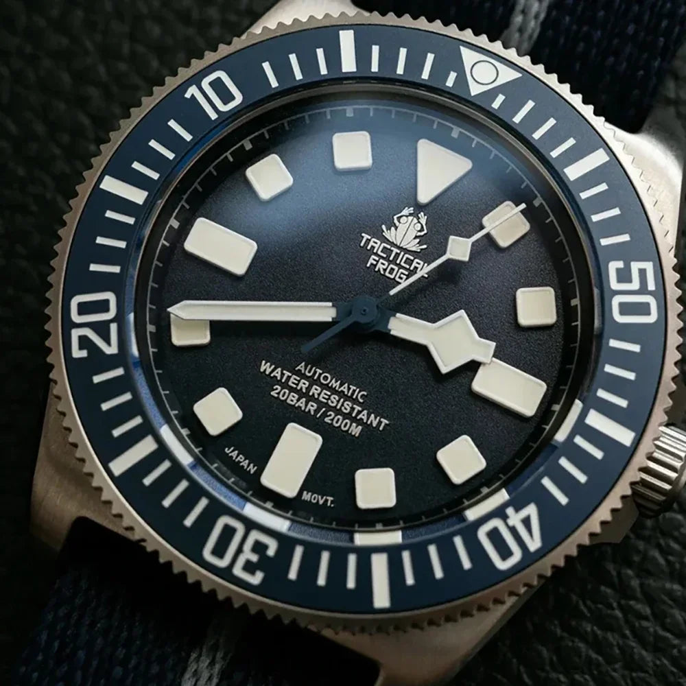 Tactical Frog FXD V4 Mechanische Uhr NH35 Automatikwerk Titan-Herrenuhr 200m wasserdicht Saphirglas Leuchtzeiger 42mm Uhr