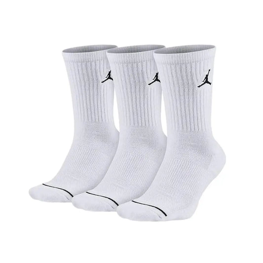 Nike Socks: 3-Pack of Men's and Women's Sports Socks / Basketball Socks / Durable, Moisture-Wicking Cotton Socks SX5545-100