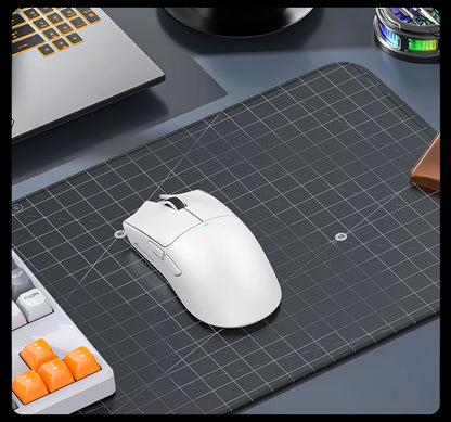 Ratón gaming inalámbrico ATTACK SHARK X11SE, trimodo, superligero de 63g con sensor PAW3311, 22000 DPI, batería de 300mAh, controlador dual