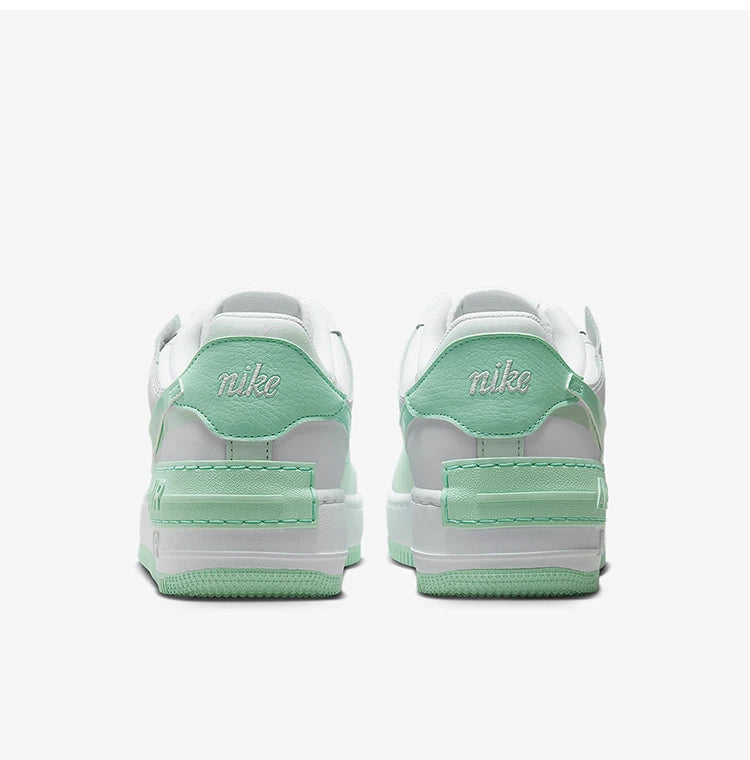 Nike eredeti AIR FORCE 1 női, vastag talpú, alacsony szárú klasszikus cipő FZ3773-100