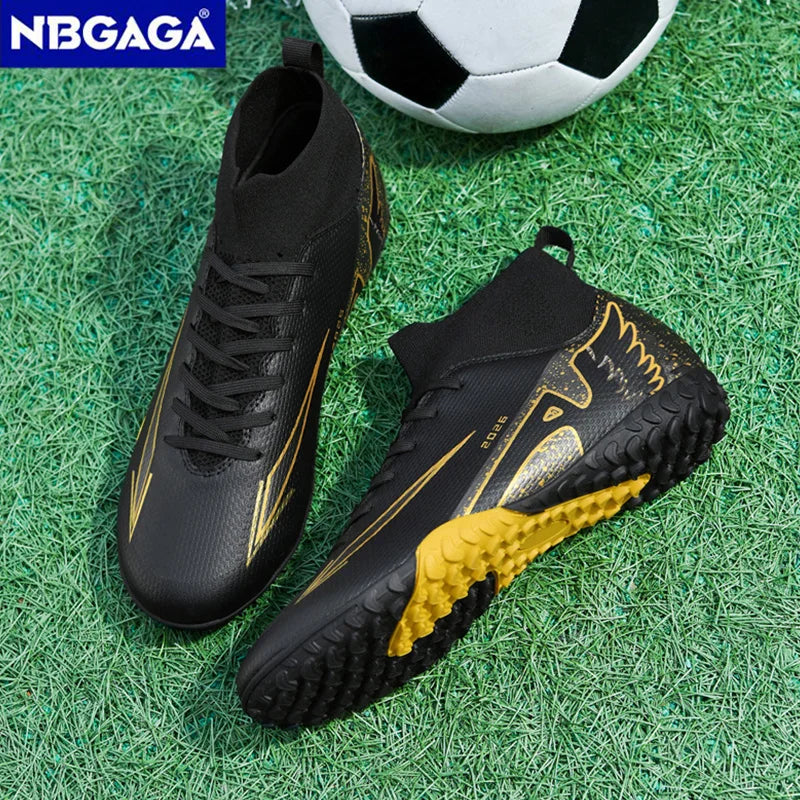 Chaussures de Football pour hommes et femmes, chaussures de sport en plein air, chaussettes ultralégères, antidérapantes, baskets de Futsal, nouvelle mode