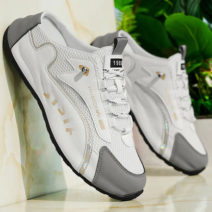 Grands chaussons pour hommes été respirant maille pantoufles mode chaussures décontractées à semelles souples pour hommes baskets légères Zapatos De Hombre