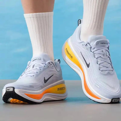 Nike Vomero Plus til mænd – løbesko med fuld ZoomX Max-støddæmpning til daglig løbetræning på vej – Hydrogen Blue HV8150-404