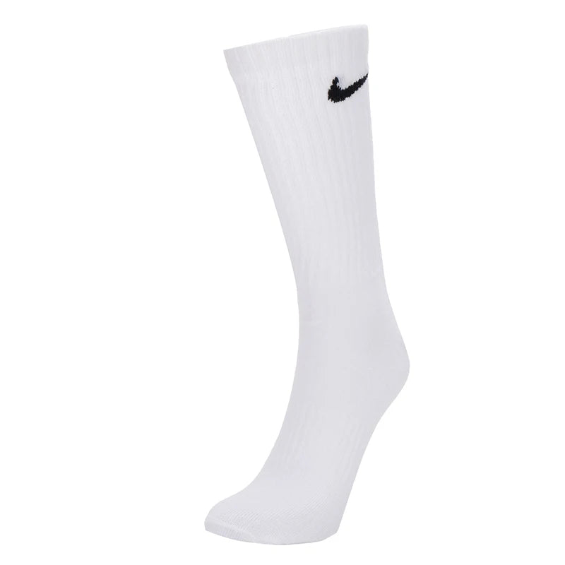 Nike (Nike) мъжки и дамски чорапи, дишащи, абсорбиращи потта спортни чорапи, баскетболни чорапи, модни и универсални ежедневни чорапи (3 чифта) Sx7676-902
