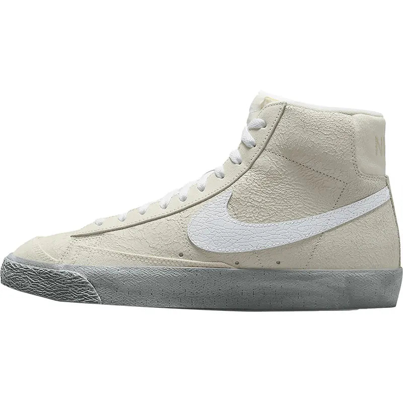 Adidași sport casual pentru bărbați Nike Blazer Mid '77 SE autentici DV0797-100
