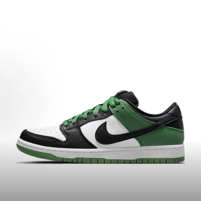 Nike Dunk SB Fashion-forward, versatile everyday low-top sneakers—durable and comfortable for casual wear BQ6817-302