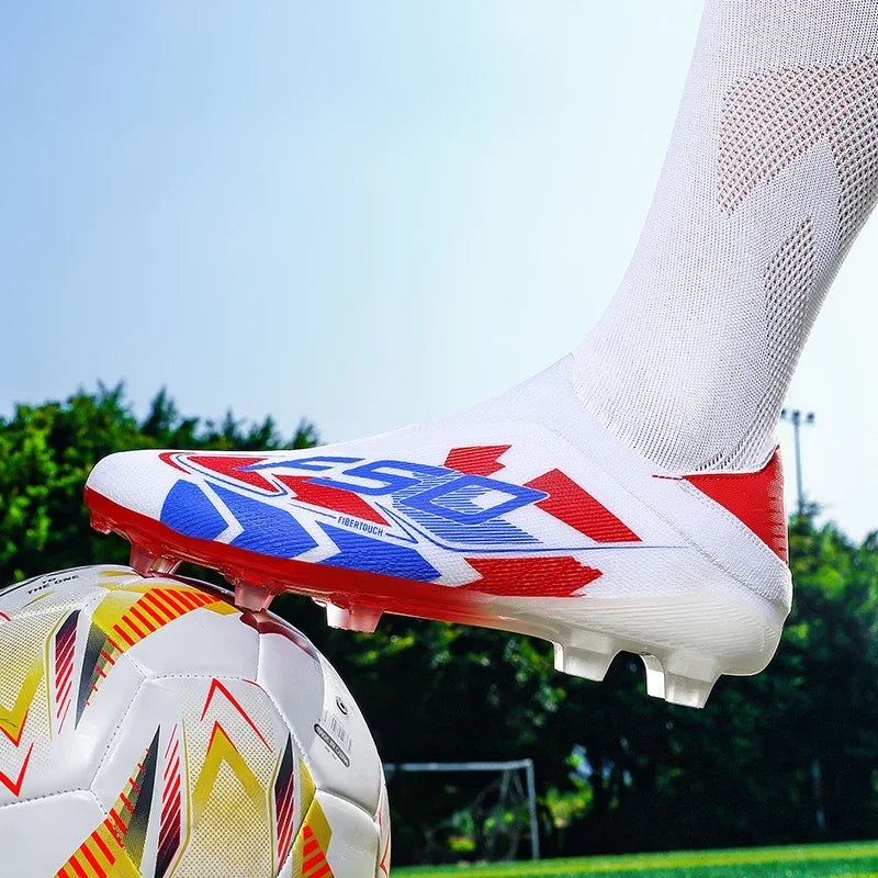 Nouvelles chaussures de football pour hommes, crampons de haute qualité, bottes de football pour terrain en herbe, idéales pour les matchs en extérieur, baskets légères mi-hautes, très vendues, antidérapantes, pour l'e