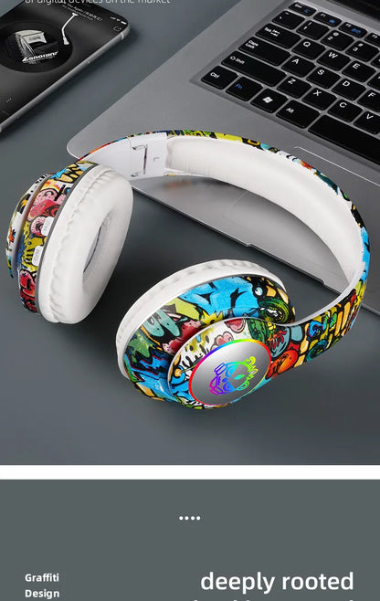 Auscultadores Gaming Bluetooth Sem Fios New Graffiti LX-8686 com Microfone, Iluminação LED, Suporte para Cartão TF, Graves Profundos e Design Over-Ear para PC, Gaming e Crianças