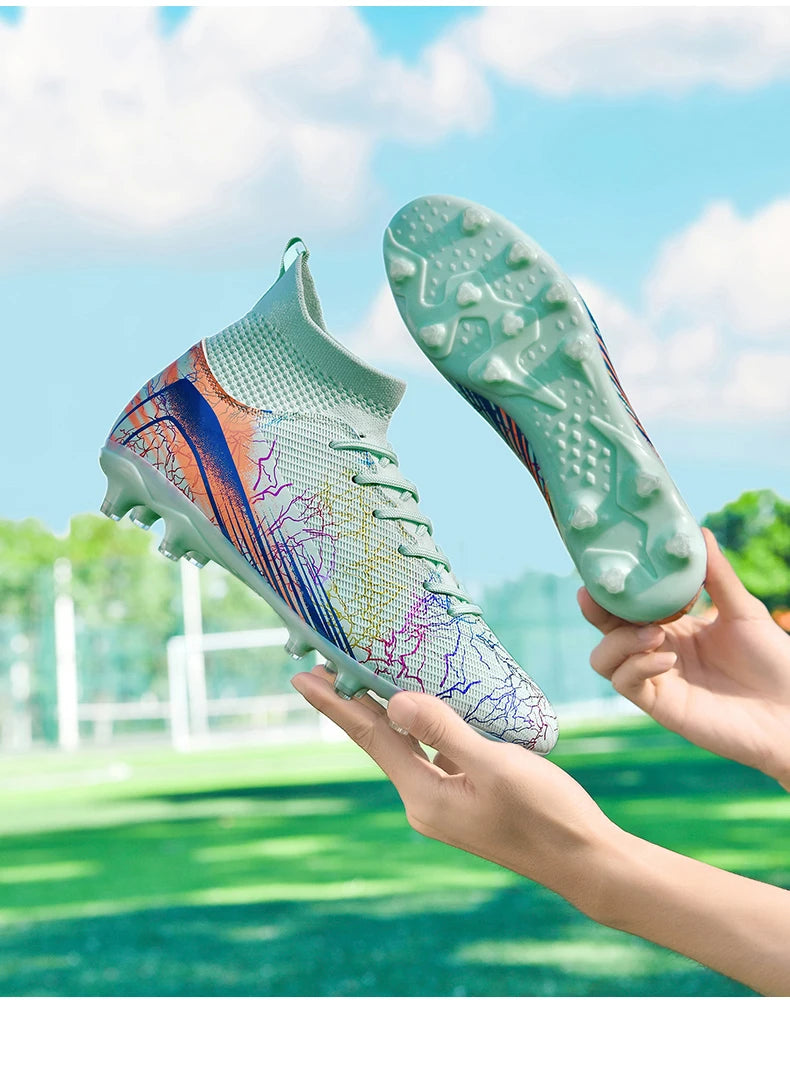 Nouvelles chaussures de football professionnelles pour hommes, chaussures de football antidérapantes, unisexes, respirantes, chaussures de futsal, nouvelles chaussures à crampons, livraison directe, ultralégères