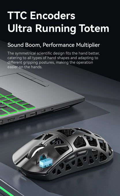 ATTACK SHARK R3 gamingmus i magnesiumlegering med bikakestruktur, ultralätt 8K Hz, PAW3395-sensor, 26000 DPI, ergonomiskt skal