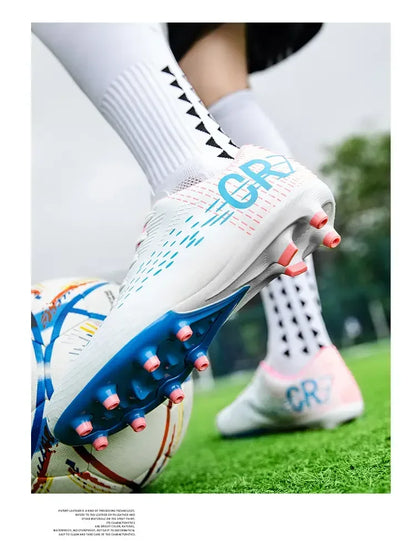 Low Cut Football Cleats Adopting Long TF Studs, Wear-resistant And Flexible, Suitable For Outdoor Field Sports
