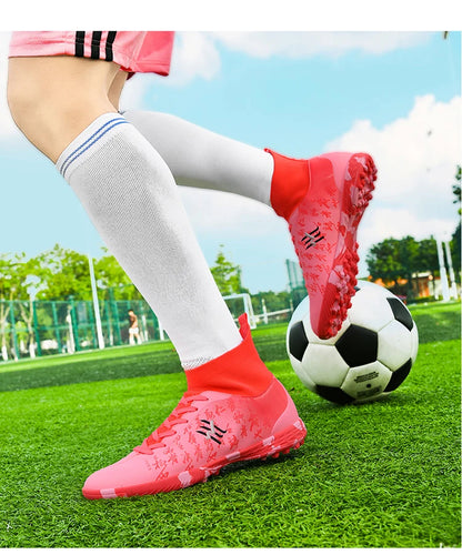 Nouvelles bottes de Football hommes chaussures de Football crampons chaussure de Football professionnelle hauts pointes antidérapantes pour grands garçons large baskets d'entraînement