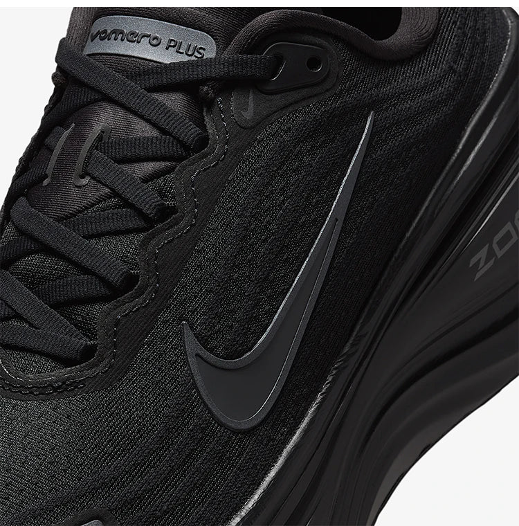 Nike Authentic Vomero Plus Herren-Laufschuhe, atmungsaktiv und leicht, HV8150-003