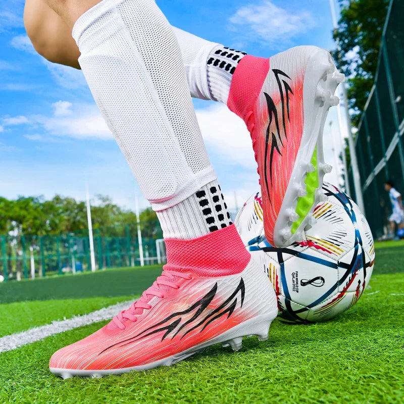 Nouvelles chaussures de football pour hommes, chaussures de football professionnelles ultralégères, chaussures d'entraînement sur gazon, baskets de match, sport de plein air, antidérapantes, unisexes