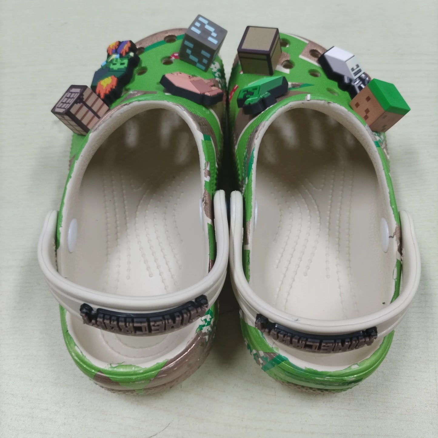 Minecraft 3D World Anime Game Comfortable Lightweight Eva Hole Clogs Sandals Summer Slippers For Adult Home Beach Non Slip Gift