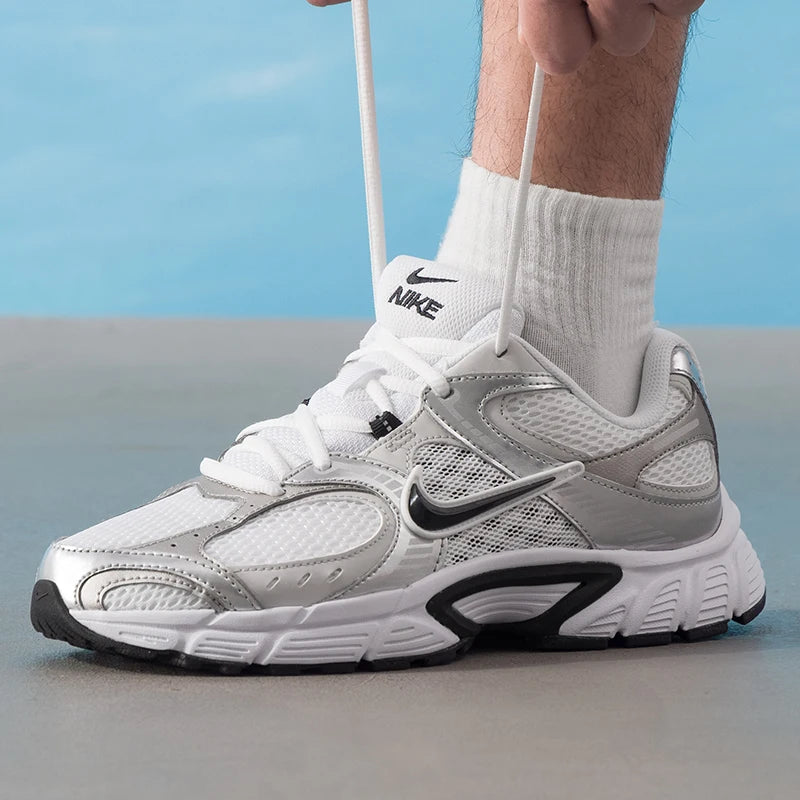 Nike (Nike) V5 Rnr Scarpe sportive da uomo, scarpe da training trendy e alla moda, scarpe casual basse e comode Hj5228-104