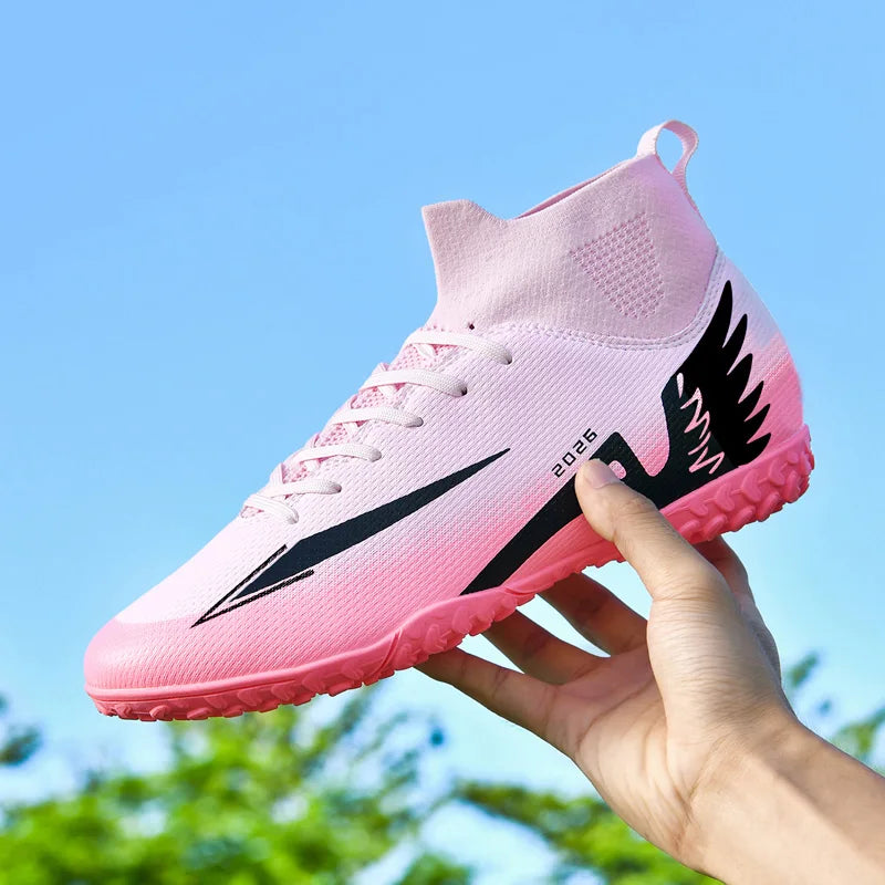 Chaussures de Football pour hommes et femmes, chaussures de sport en plein air, chaussettes ultralégères, antidérapantes, baskets de Futsal, nouvelle mode
