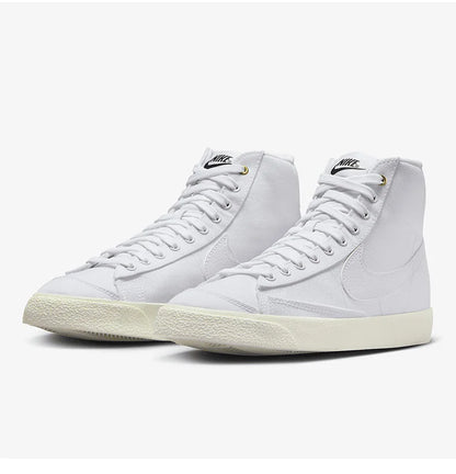 Nike Authentic BLAZER Pioneers Damen-Freizeit-Sneaker, niedrig geschnitten, leicht DX5550-100