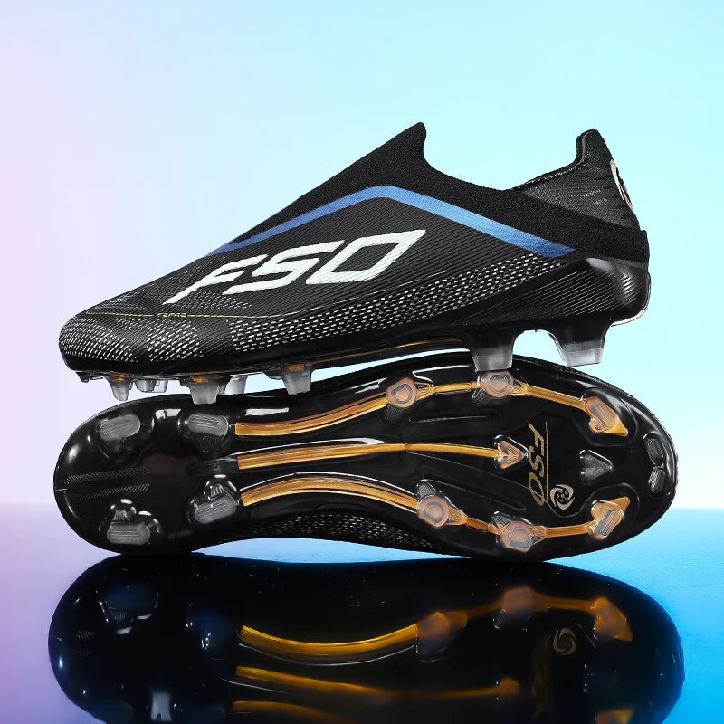Nouvelles chaussures de football pour hommes, de haute qualité, très vendues, antidérapantes, mi-hautes, légères, pour l'extérieur, crampons de match, pour l'entraînement sur gazon.